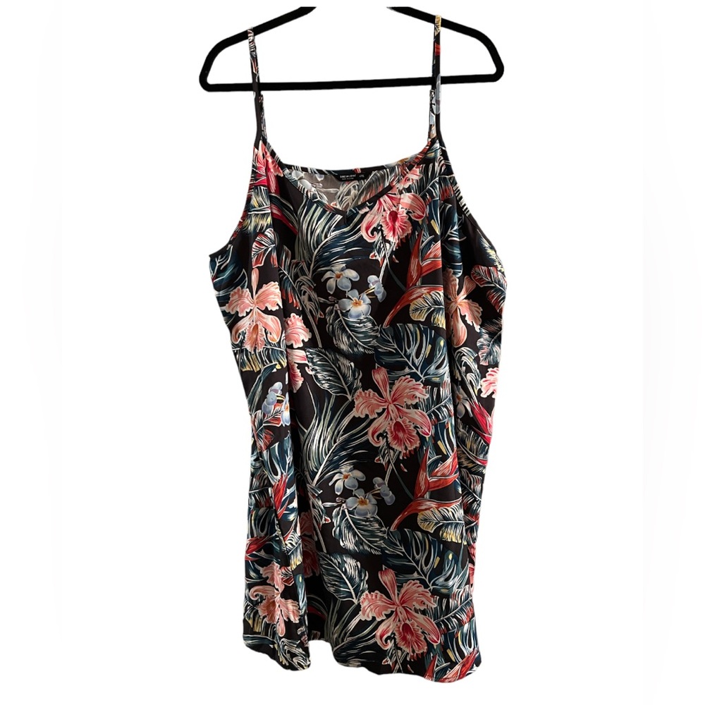 SHEIN • Floral slip dress. Size 4X